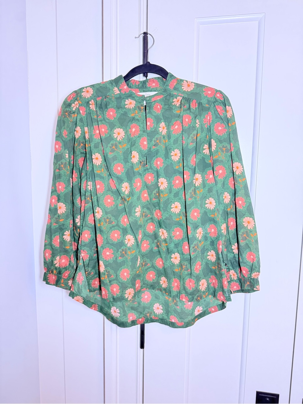 Trovata Green Floral Long-Sleeve Blouse with orange and pink Flowers